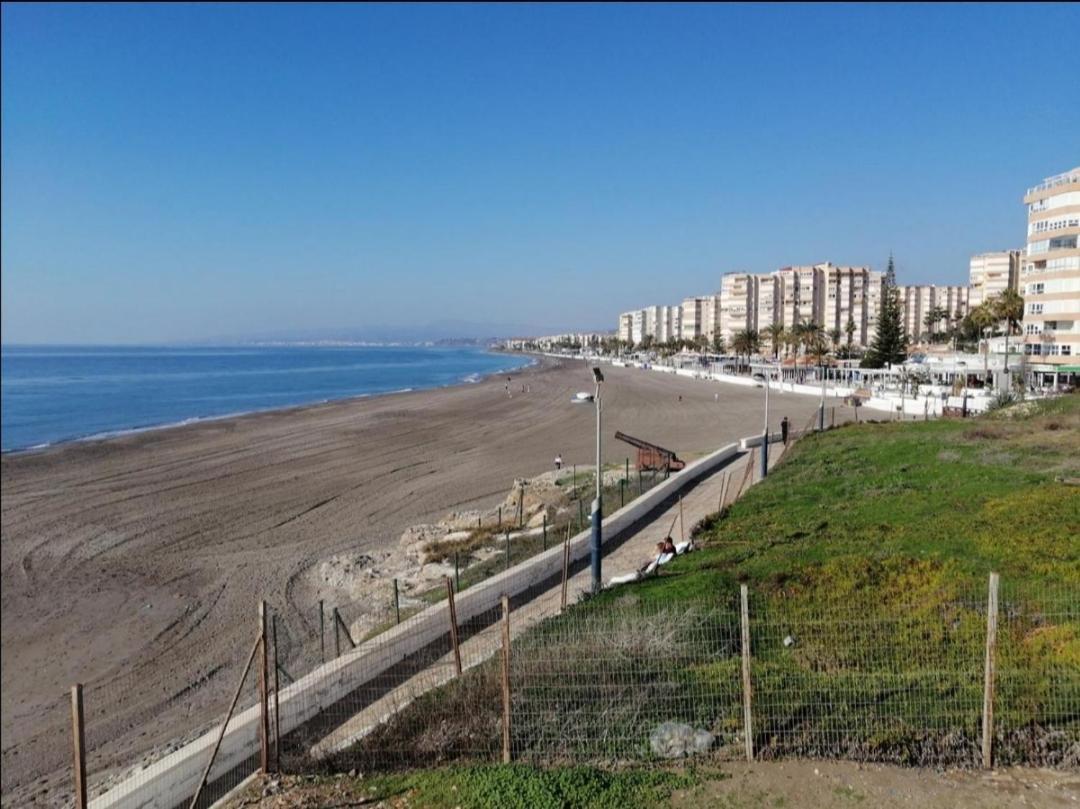 Estudio Torrox Playa- Vistas Al Mar Y Piscina Bagian luar foto